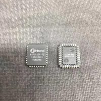 W27C020P-70 PLCC-32